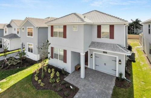 Davenport House | Amazing 6Bedrooms5Bath At ChampionsGate Resort