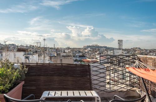 Exarhia Apartment | Amazing Acropolis View from Exarcheia