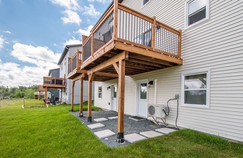 Halifax Apartment | Amazing & Adorable 1-Bedroom with Free Parking.