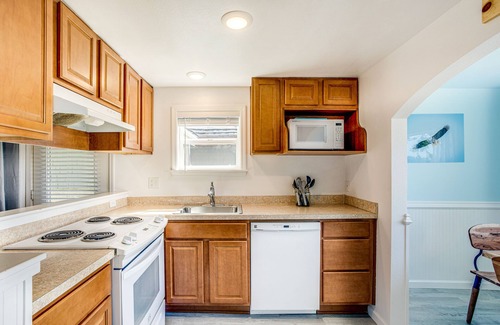 Waldport House | Amazing Alsea Bay Views! Dog Friendly!