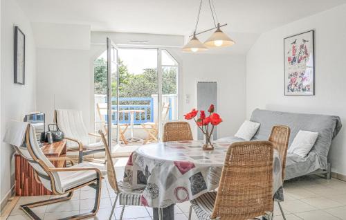 Hauteville-sur-Mer Apartment | Amazing Apartment In Hauteville-Sur-Mer