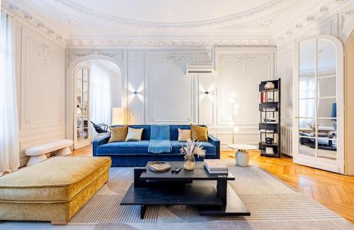 Faubourg-du-Roule Apartment | Amazing Apartment 4Bedrooms Champs Elysées AC