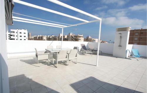 Els Arenals del Sol Apartment | Amazing Apartment In Arenales Del Sol