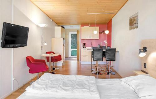 Sandvig Apartment | Amazing Apartment In Allinge