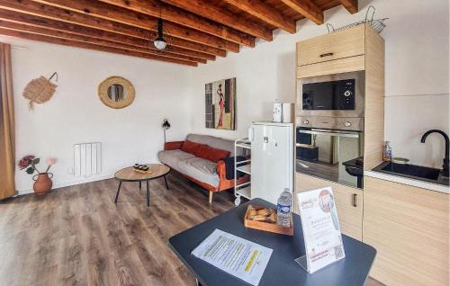 Amblainville Apartment | Amazing Apartment In Amblainville