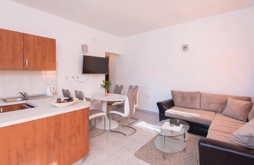 Dubrava Apartment | Amazing Apartment In Luka Dubrava With Wifi