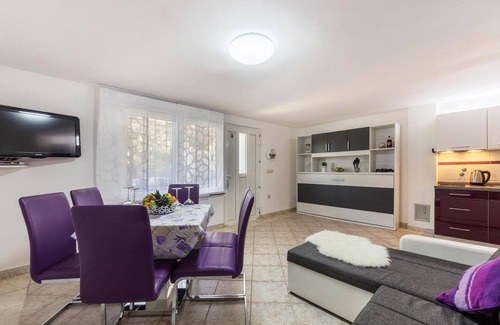 Pavicini Apartment | Amazing apartment in Pavicini with WiFi