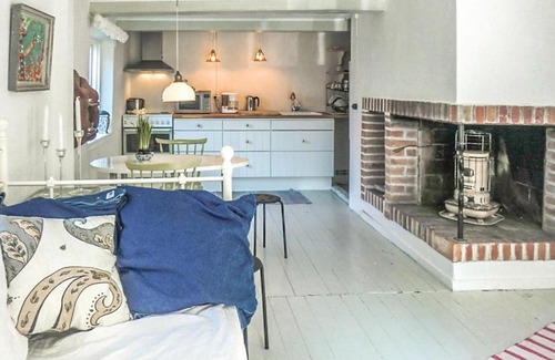 Raa Apartment | Amazing Apartment In Råå With Kitchen
