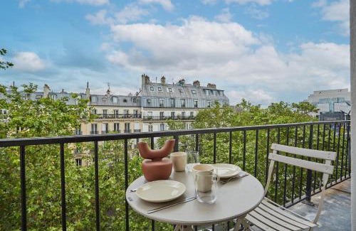 Arsenal Apartment | Amazing Apartment Le Marais Center of Paris by Studio Prestige