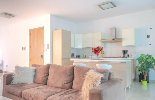 Bugibba Apartment | ❇ Amazing Apartment w/side sea view ❇9