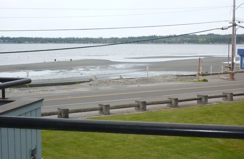 Birch Bay Condo | Amazing Bay View from 2-bdrm Waterfront Condo