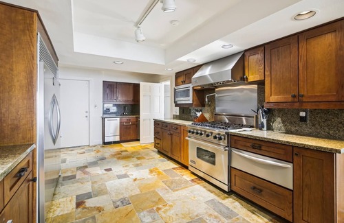 Galveston House | Amazing Bay | Water Views, Pet-Friendly