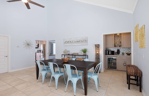 South Padre Island House | Amazing Beach House with Private Pool & Hot Tub! Dog-Friendly & Near Beach!