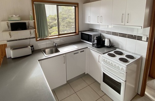 Smiths Beach House | Amazing beach and water views just a short walk from Smiths Beach and YCW Beach.