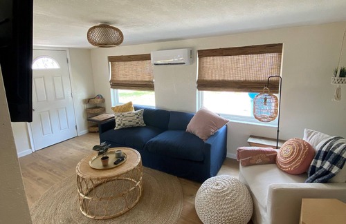 Holland By The Sea House | Amazing beach bungalow in Ormond by the Sea close to the beach and intracoastal!