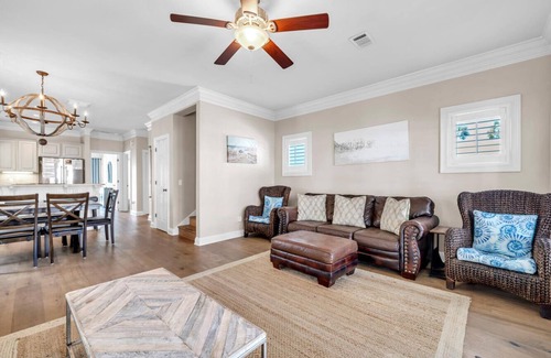 Crystal Shores House | Amazing Beach House~Prime Location! Steps to Beach & Pool~Outdoor Living Space