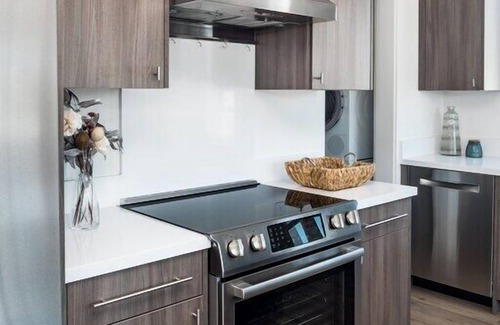 West Newport House | Amazing Beach Pet friendly-2bdr2b 2 cars views.