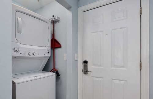 West Panama City Beach Condo | Amazing beachfront condo! Beach chairs included!