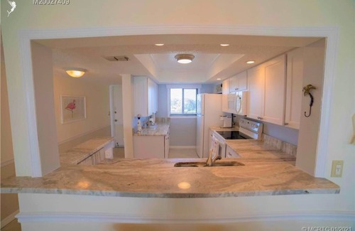 Hutchinson Island South Condo | Amazing Beachfront Condo