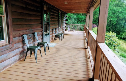 Newland House | Amazing Cabin near Grandfather Mountain, Sugar Mountain, Boone & Blowing Rock