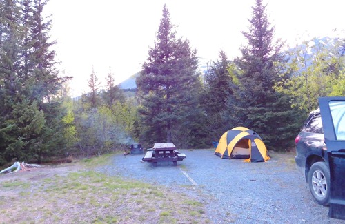 Bear Creek RV Rental | Amazing Campsite in Seward