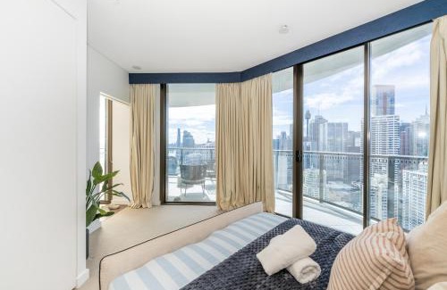 Chinatown Apartment | Amazing CBD Sub penthouse with full harbor and City view above 30th floors