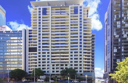 Barangaroo Apartment | Amazing central cbd apartment with 25m pool, sauna, hottub and gym