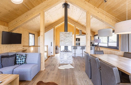 Pichl-Preunegg Ski Chalet | Amazing Chalet With Finnish Sauna