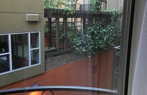 South Lake Union House | Amazing Condo in Heart of Seattle