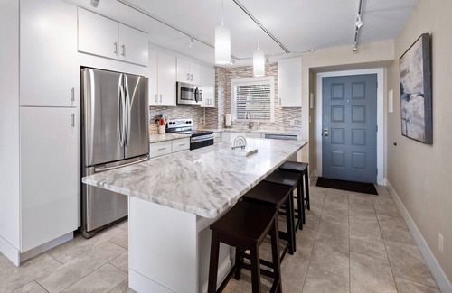 Marco Island Condo | Amazing Condo with Bay Views
