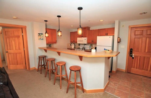 Copper Mountain Village Condo | Amazing Copper Mountain Views! Steps to Lifts!