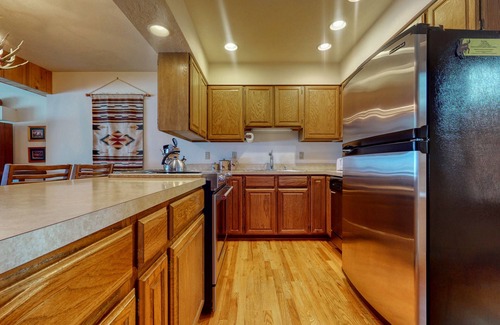 Jackson Hole Condo | Amazing country getaway with deck & mountain views