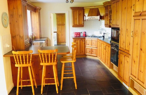 Banbridge House | Amazing detached house with super fast Wi-Fi set it the heart of County Down