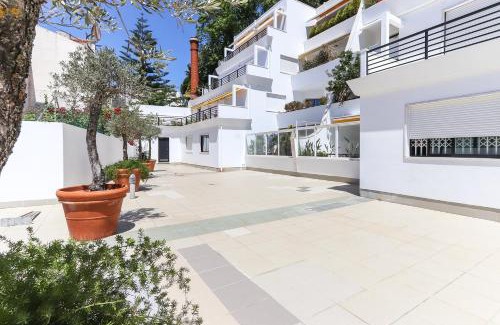 Pena Apartment | Amazing Downtown Family Apartment