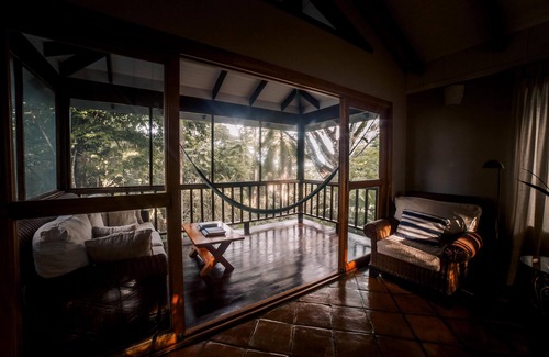 Punta Gorda Resort | Amazing Floor-to-Ceiling Jungle Views Suite w/WiFi & Air Conditioning