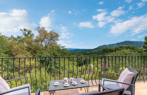 Les Adrets-de-l'Esterel House | Amazing home in Les Adrets-de-l'Estére