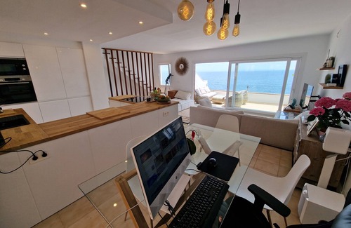 Calvia Villa | Amazing front line townhouse with direct private sea access.