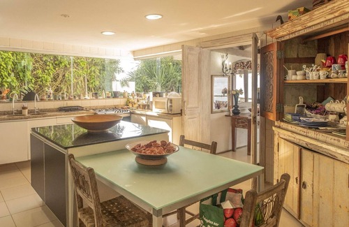 Mombaca House | Amazing Getaway in Angra dos Reis - ANG015