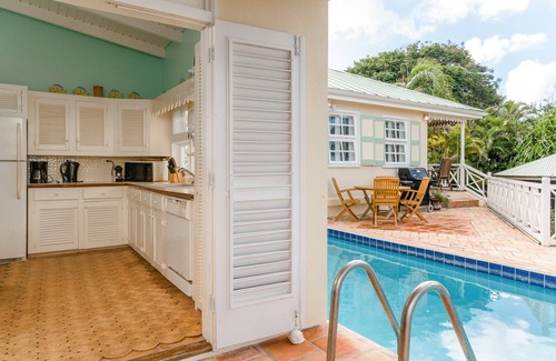 Pond Hill Villa | Amazing Grace Villa - Stunning Views - 5 min from Montpelier Inn