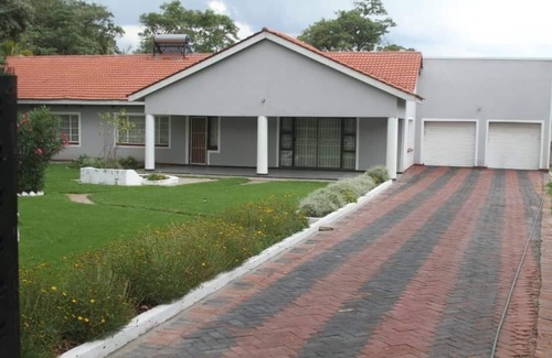 Harare House | Amazing Guest House - short stay accommodation