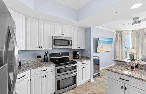 Fort Walton Beach - Destin Condo | Amazing Gulf Front Condo, Great Views!