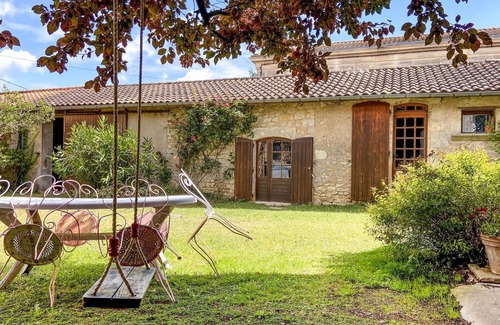 Saint-Christoly-Medoc House | Amazing home in Saint-Christoly-Médoc