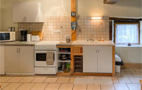 Saint-Martin-le-Mault House | Amazing Home In Saint Martin Le Mault
