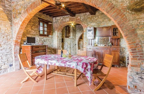 Pieve a Elici House | Amazing home in Pieve a Elici -LU-