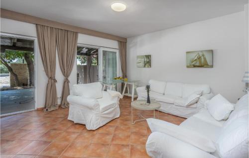 Barbat na Rabu House | Amazing Home In Barbat With Kitchen