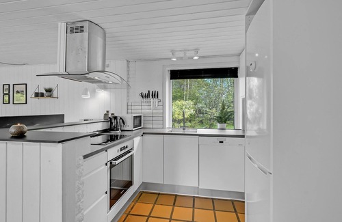 Ho House | Amazing home in Blåvand with kitchen