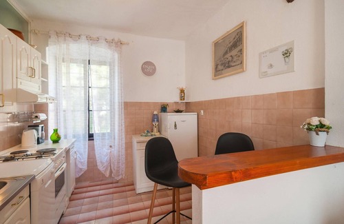 Bobovisca House | Amazing home in Bobovisca with WiFi