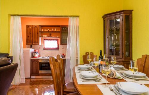 Ogulin House | Amazing Home In Bosiljevo With Kitchen