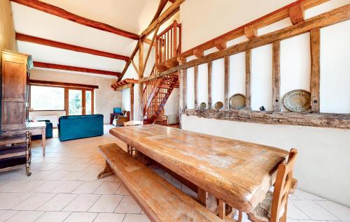 Bussiere-Badil House | Amazing Home In Bussière-Badil