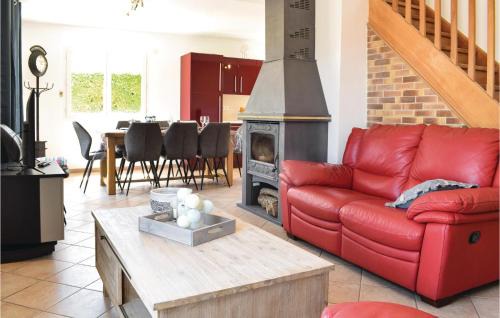 Creances House | Amazing Home In Creances With Wifi